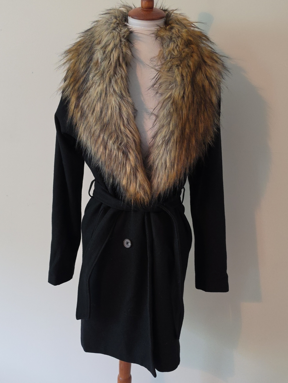 Express Black Coat with Faux Fur Collar